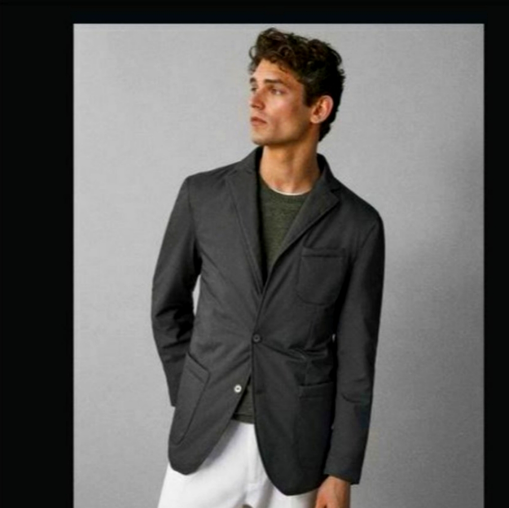 SALE 🎉Massimo Dutti Light Puffer Jacket\Blazer.